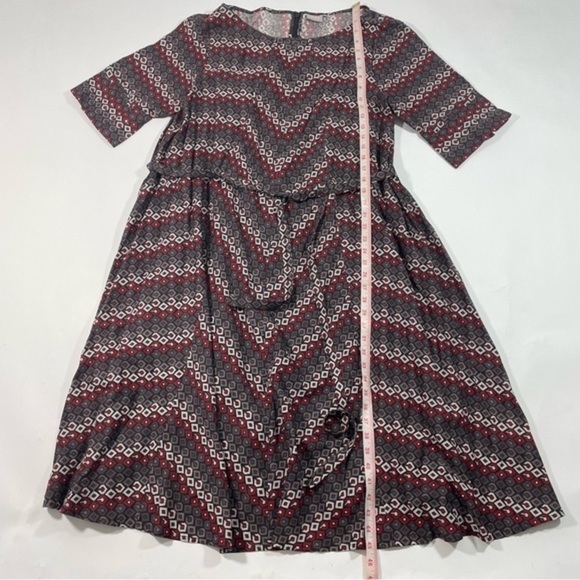 Eshakti A Line Dress Tie Waist Size XL 18 Geo Print Black Red - Picture 6 of 7